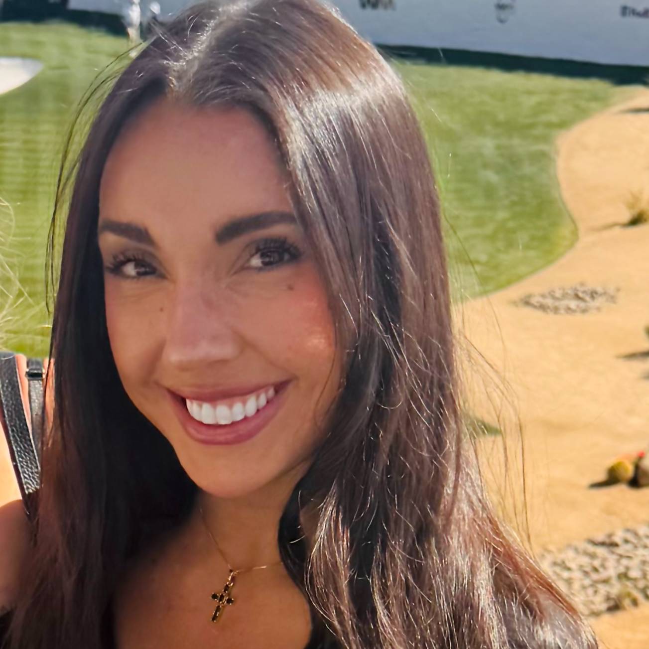 LARISSA GLANDER