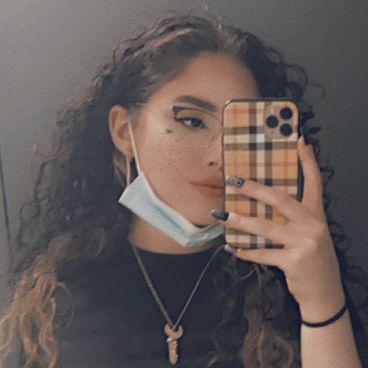 Veronuska Perez-Vazquez