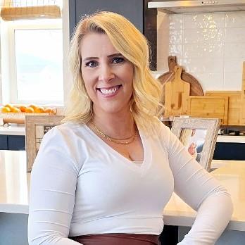 Stephanie (Stevi) Johnson