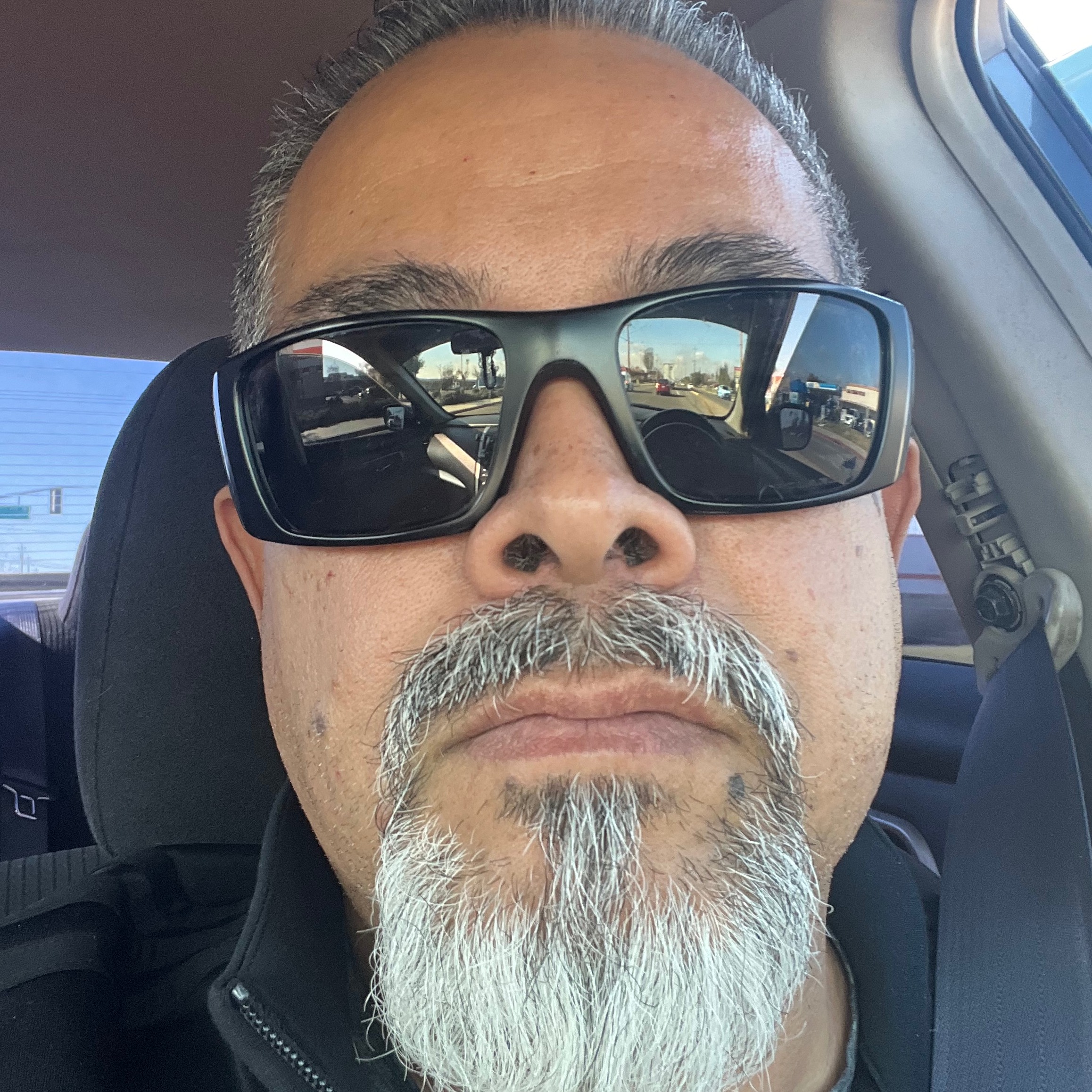 Robert Esquivel