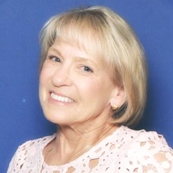 Debbie KANNAPIEN