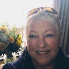 Kim Lawrence