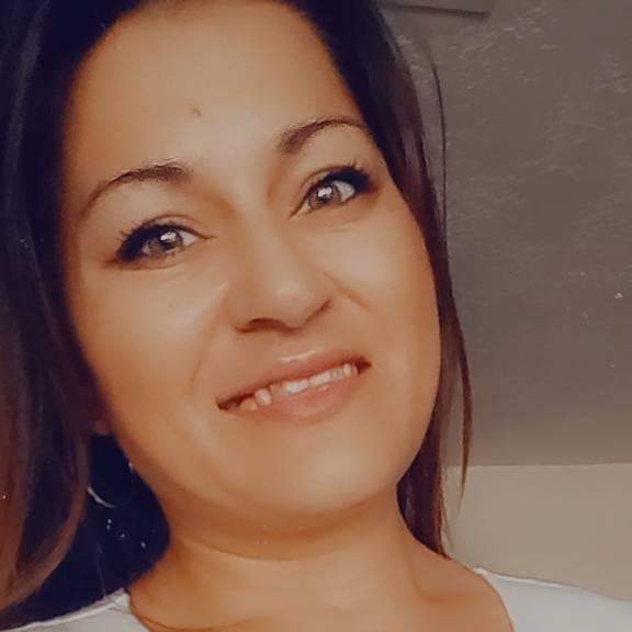 DESIRREE SCHMIECHEN