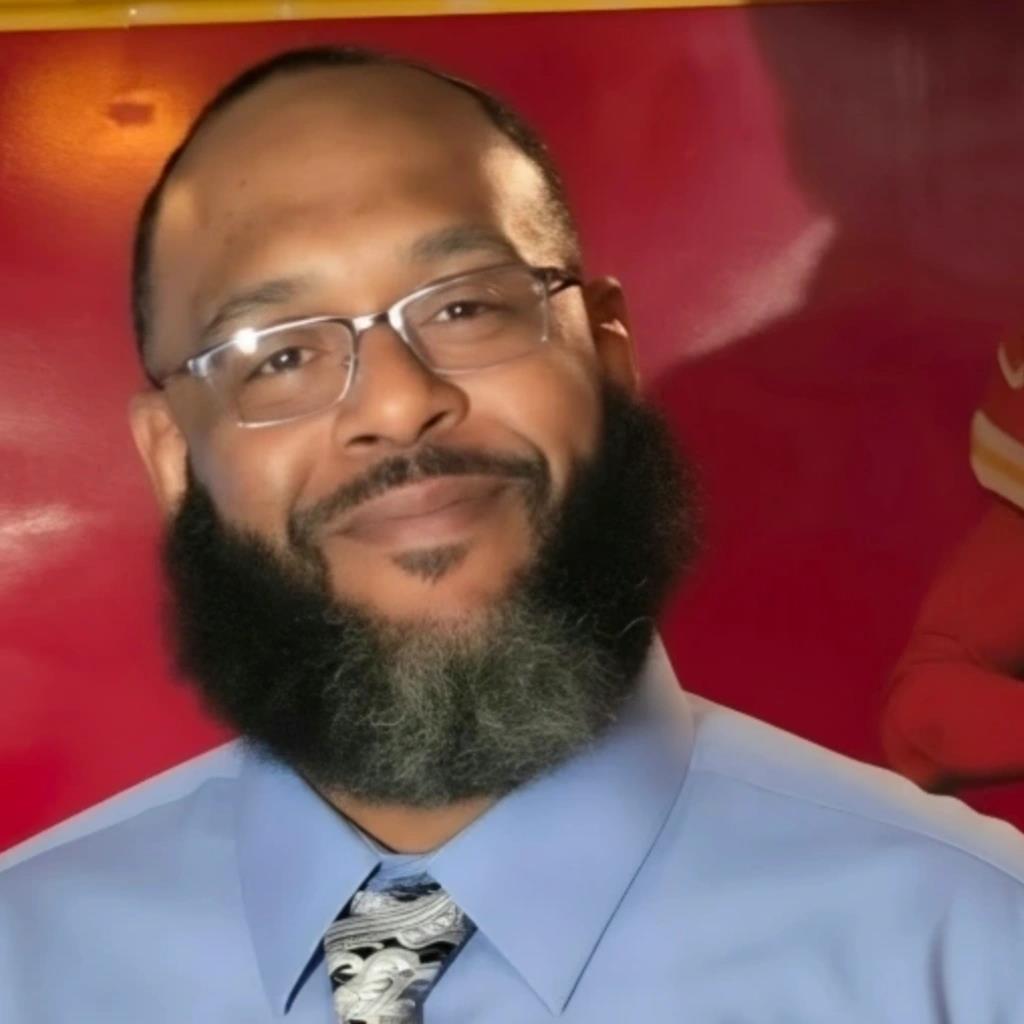 Dwight Larkins