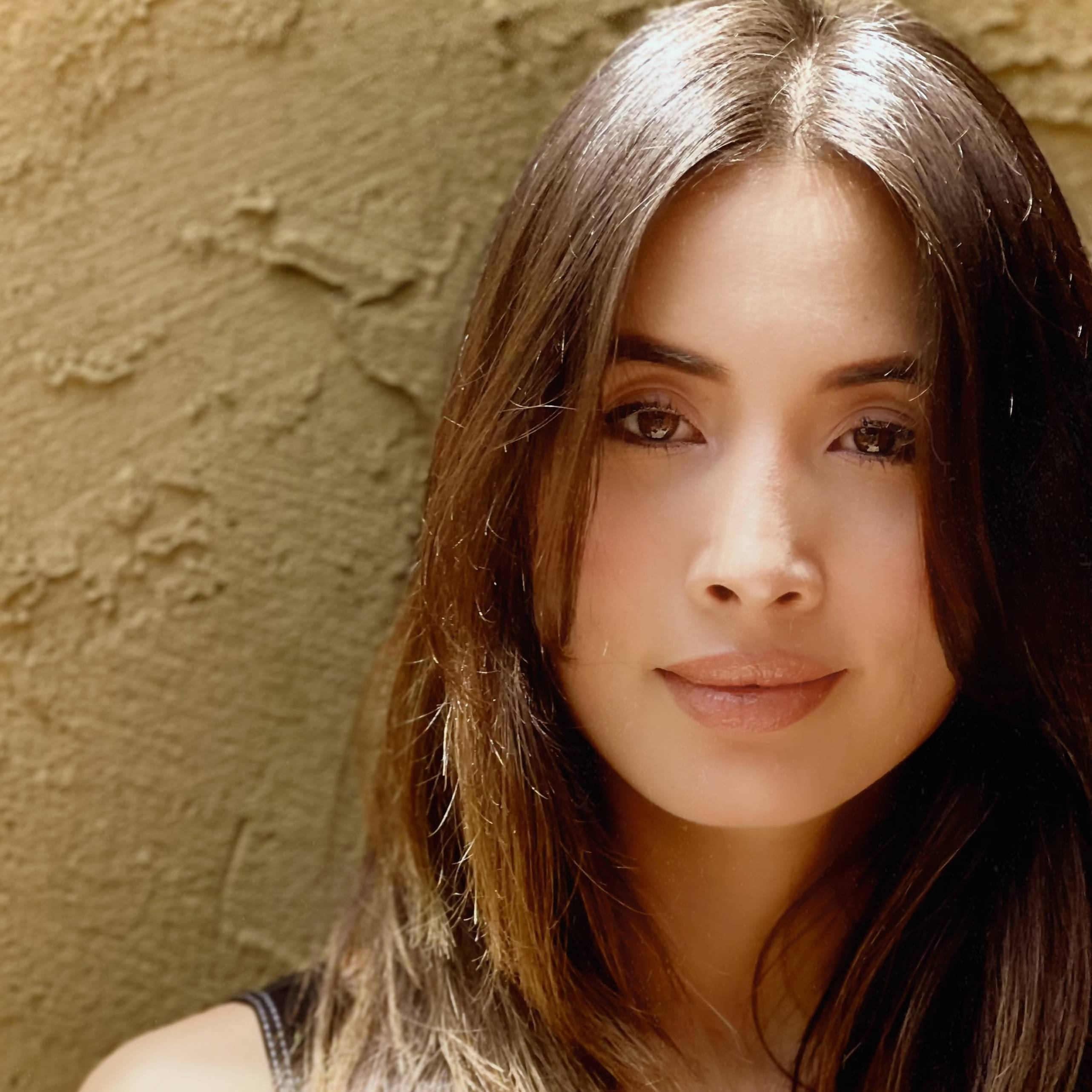 Azucena S. Vazquez