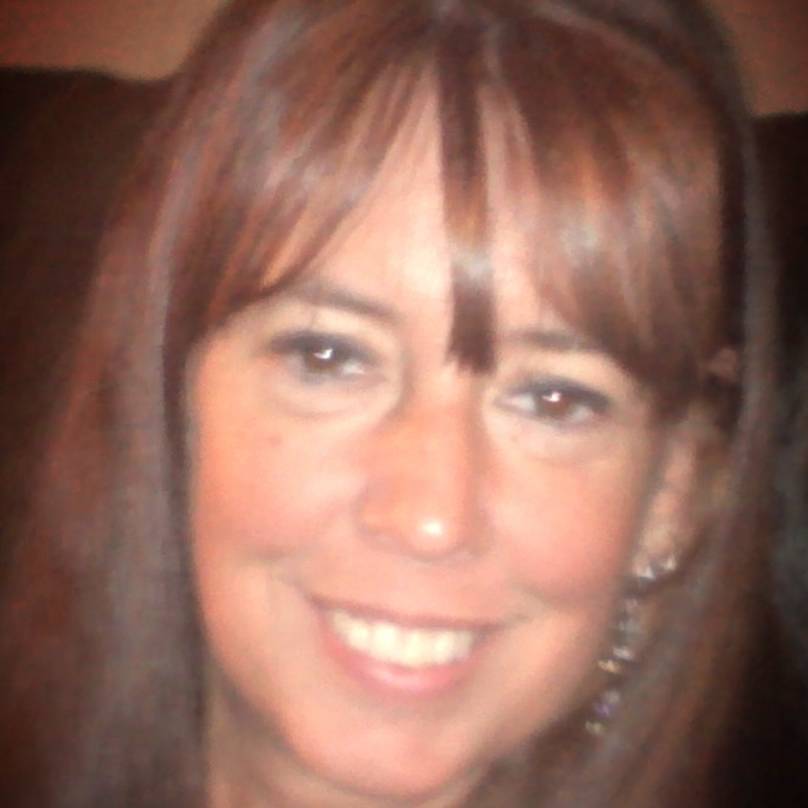 Lisa M Wright