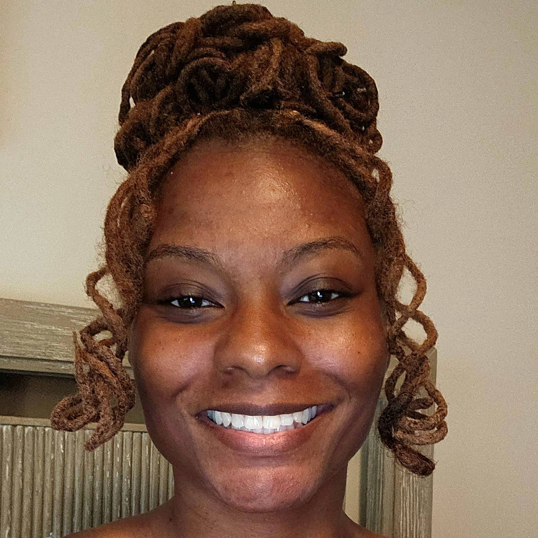 Latiera James