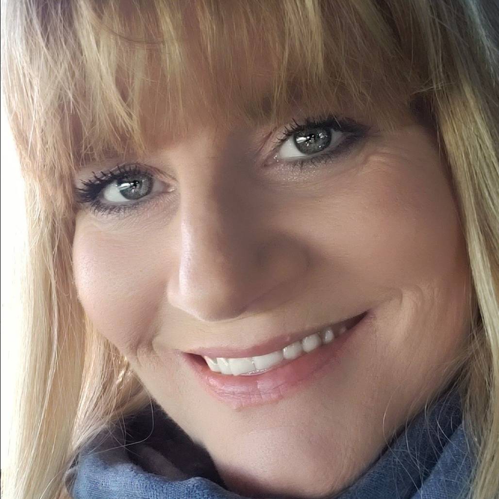CYNTHIA SQUIRES