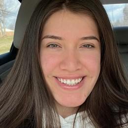 Adriana Isabella Moreira
