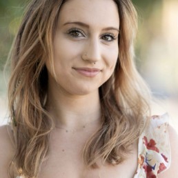 Eve Ghuloum