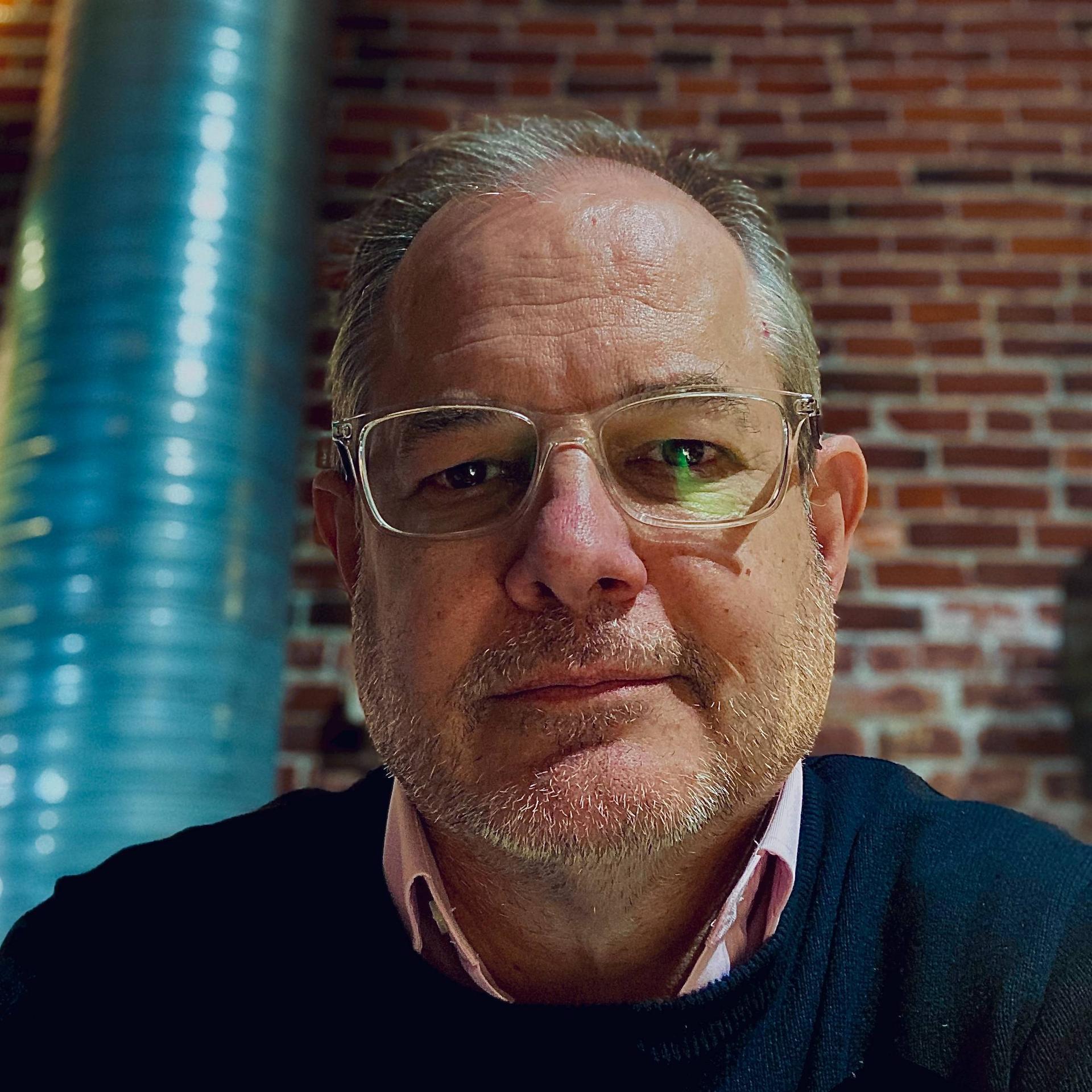 ERIC STENZEL