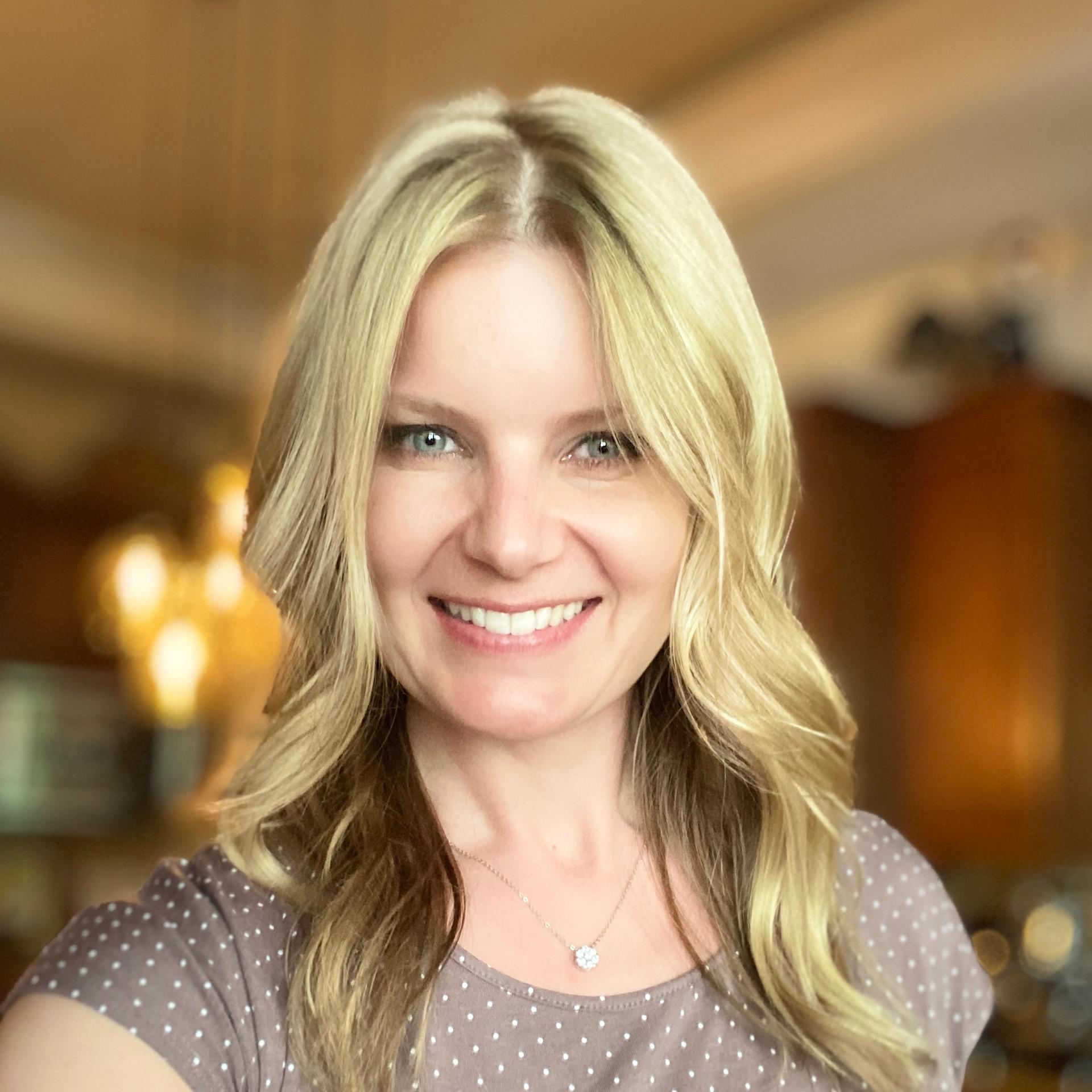 SARKA SCHMIDHUBER