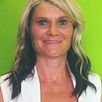 Trista D Stamness
