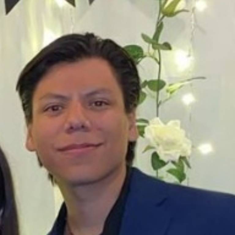 Carlos E. Pedraza