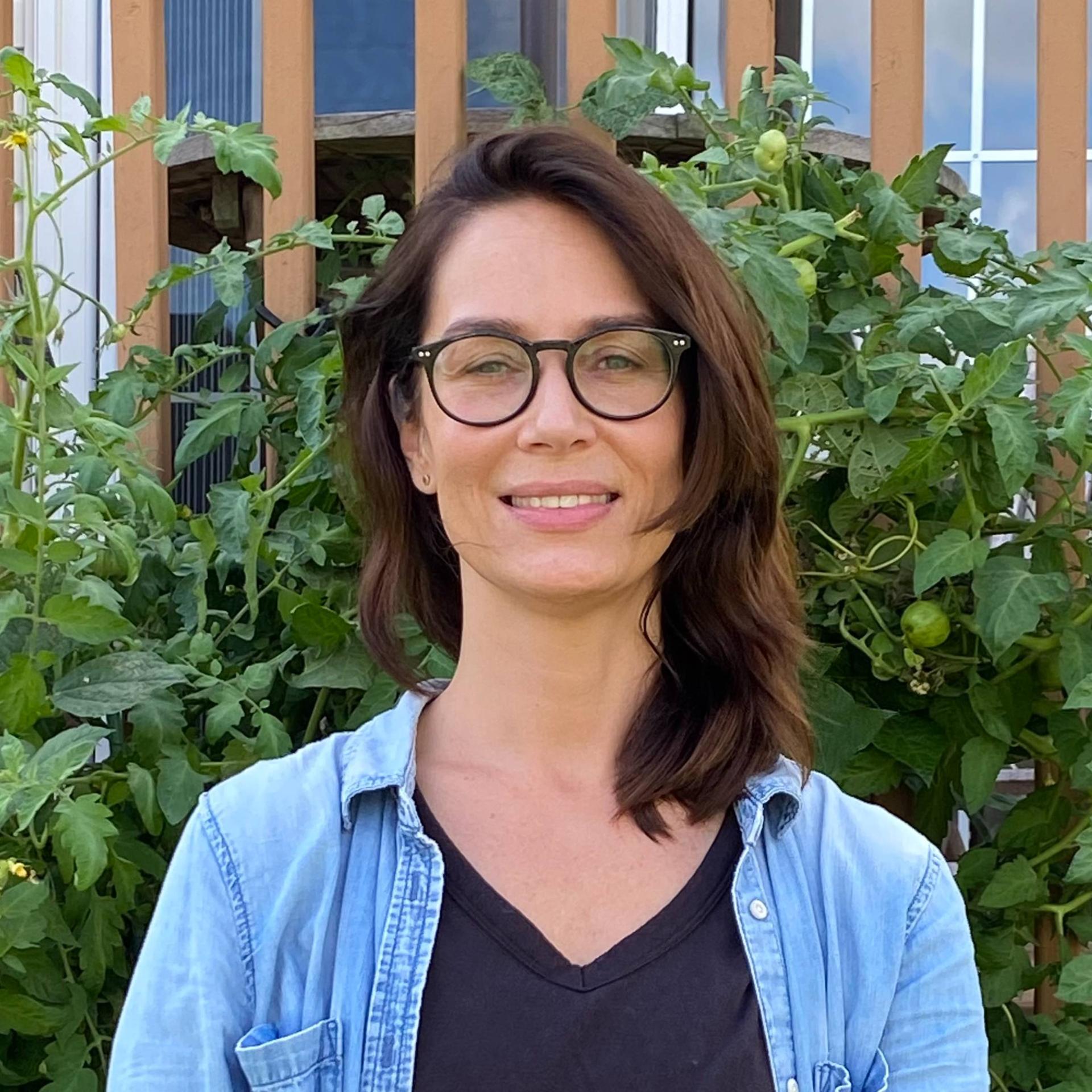 Tracy LaVeyra