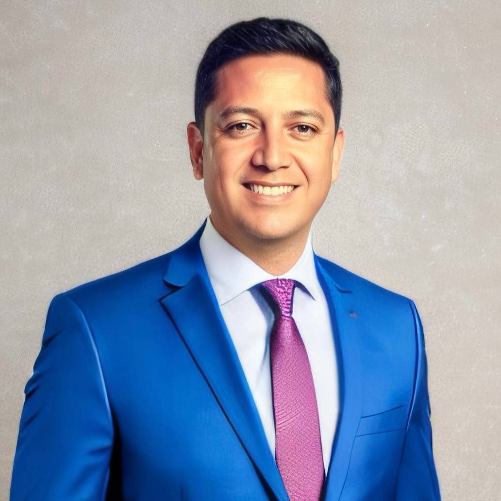 Cristian R Recalde
