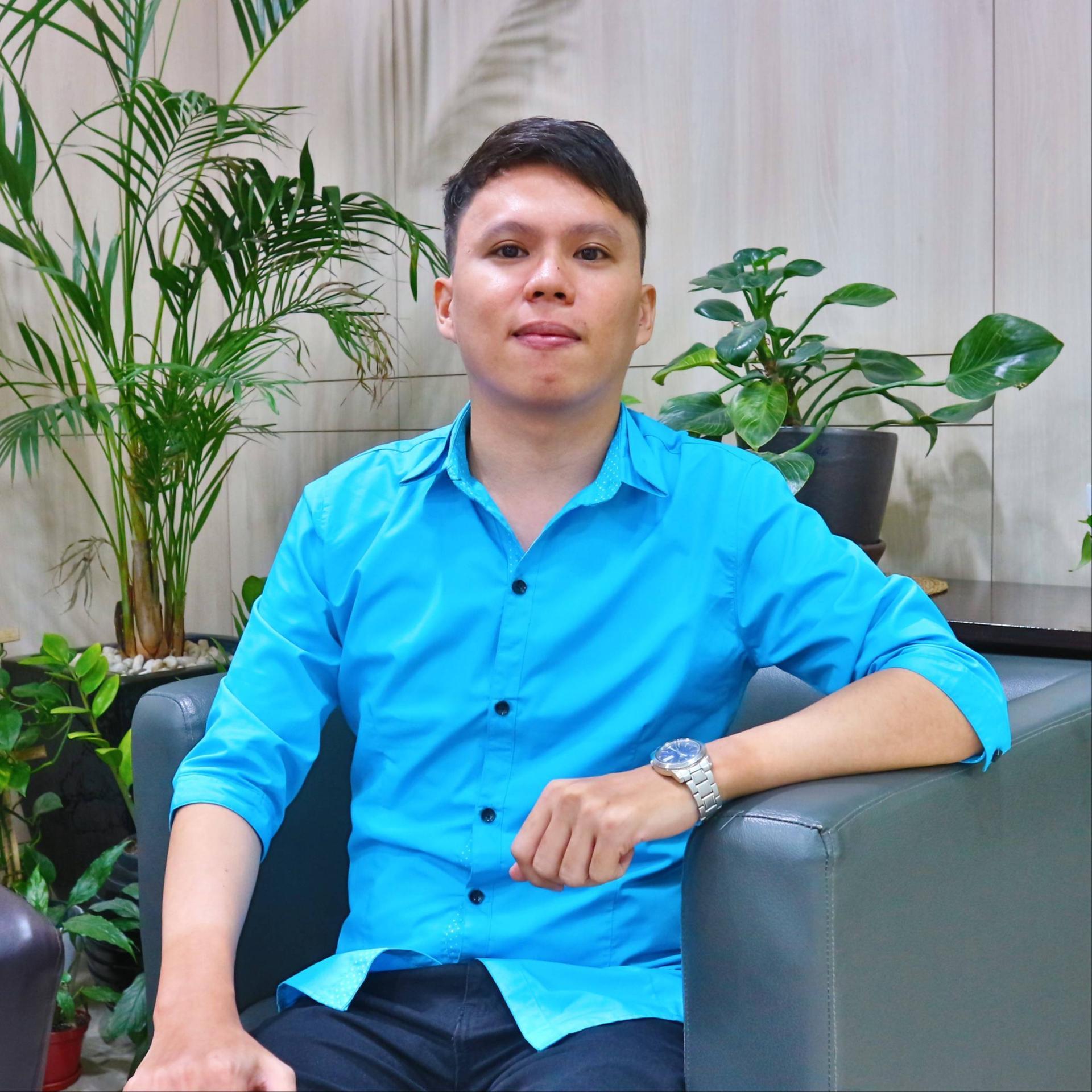 ROBERT JOHN NAVARRO