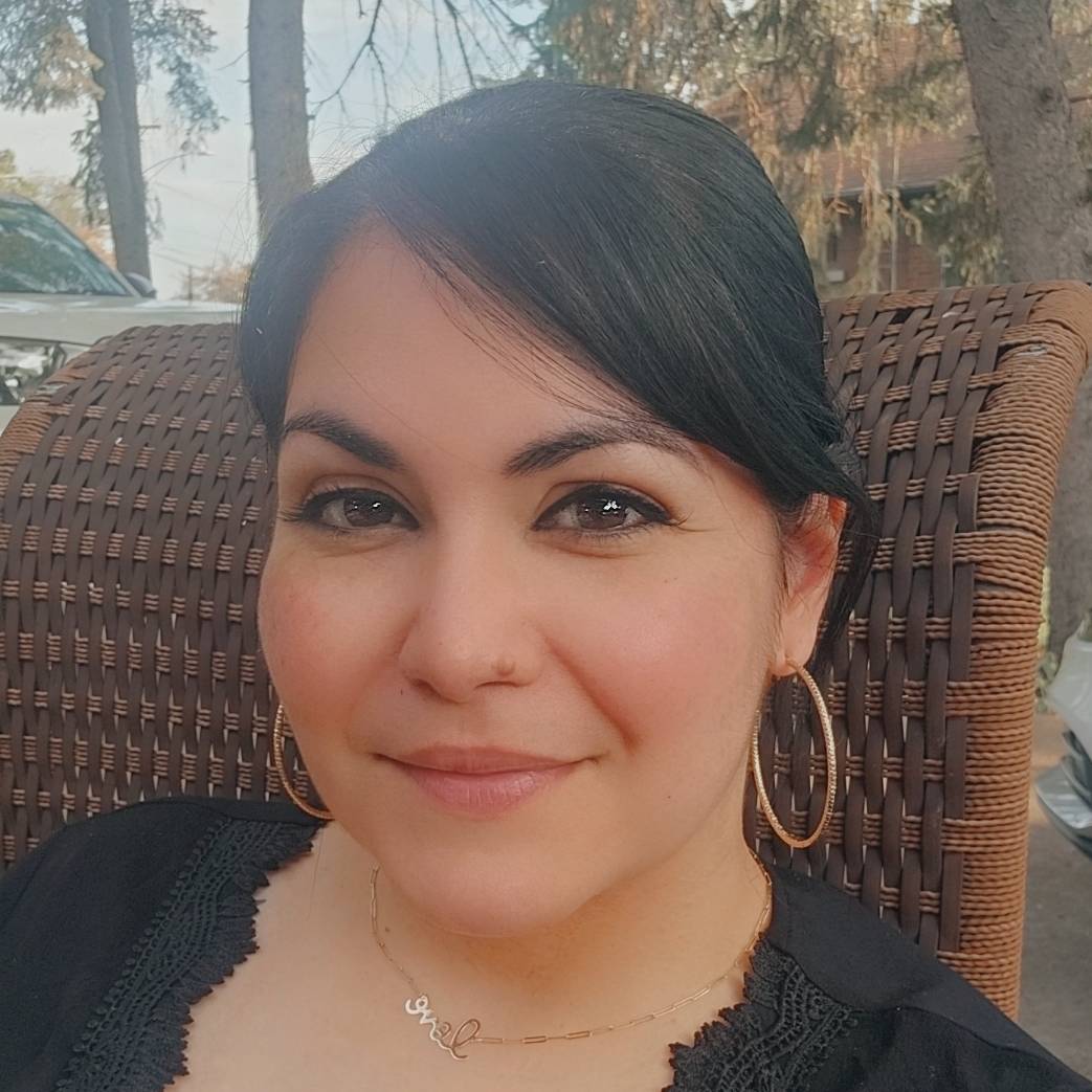 Ana Flores