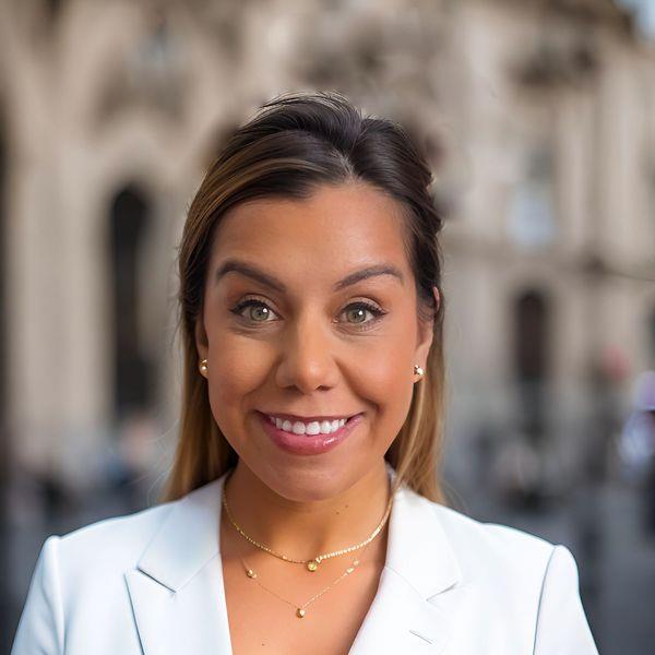 JANET ARANDA