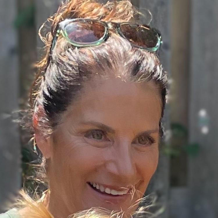 Kelly Tuttle