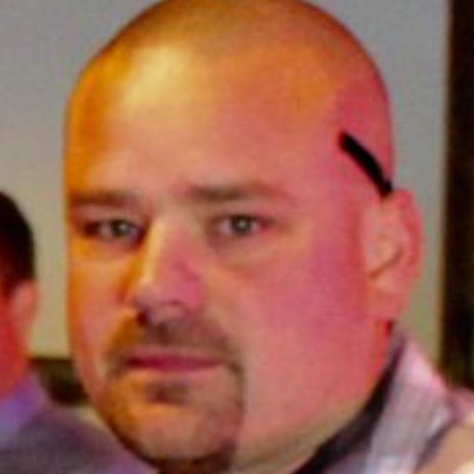 Dennis Manchess