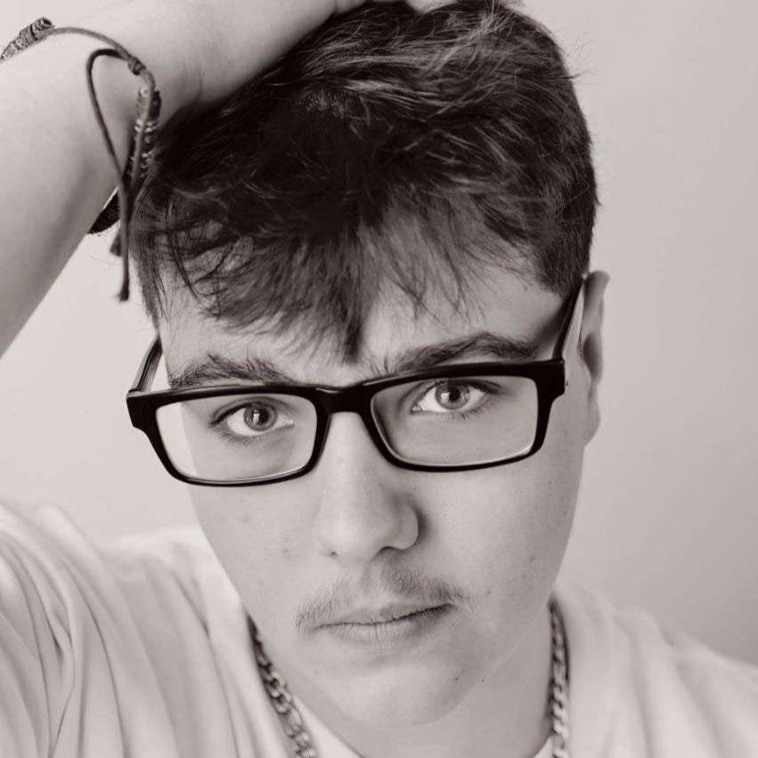 Gavin Abrams