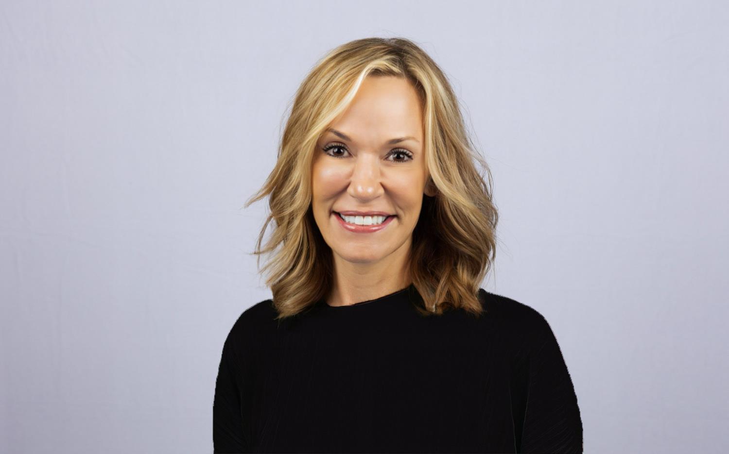 LISA THOMAS