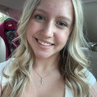 Amanda Favors