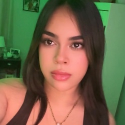 Gloria Castillo