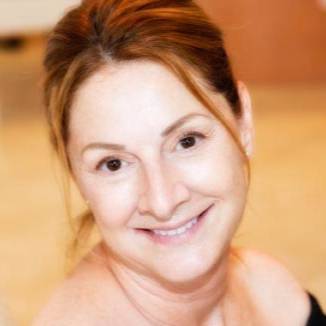Lisa Lewis