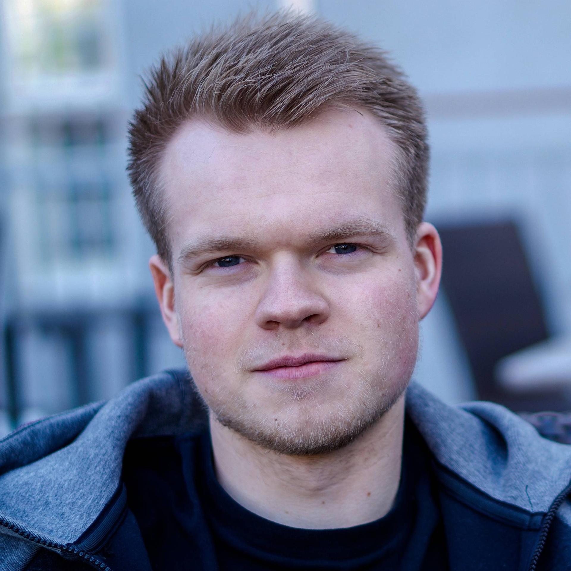 Hinrik Snær Guðmundsson