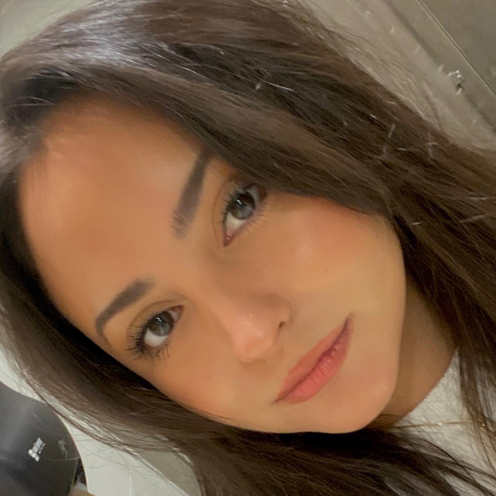 Leslie G. Martinez
