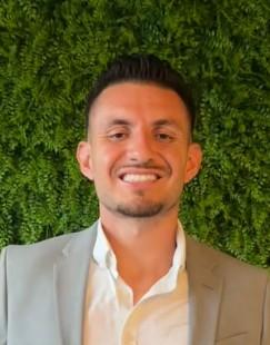 REYNALDO GRADILLAS