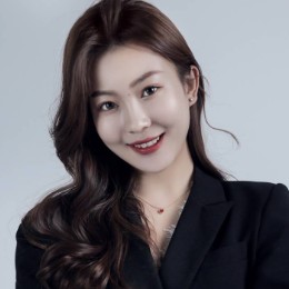 Kiki Zhang