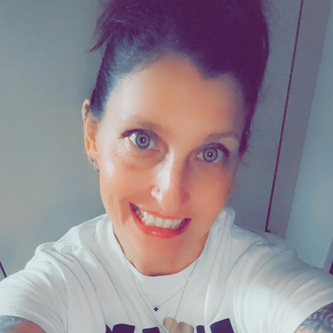 Angela Warren