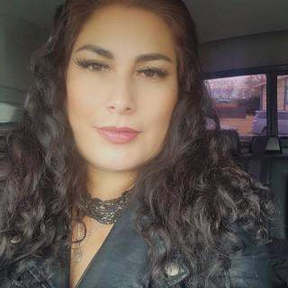 Laura Loya