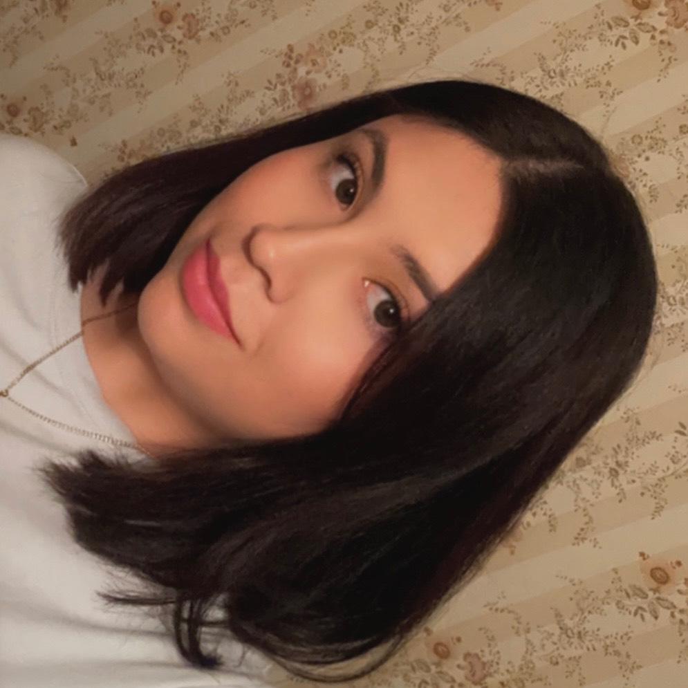 Ivonne De La Cruz