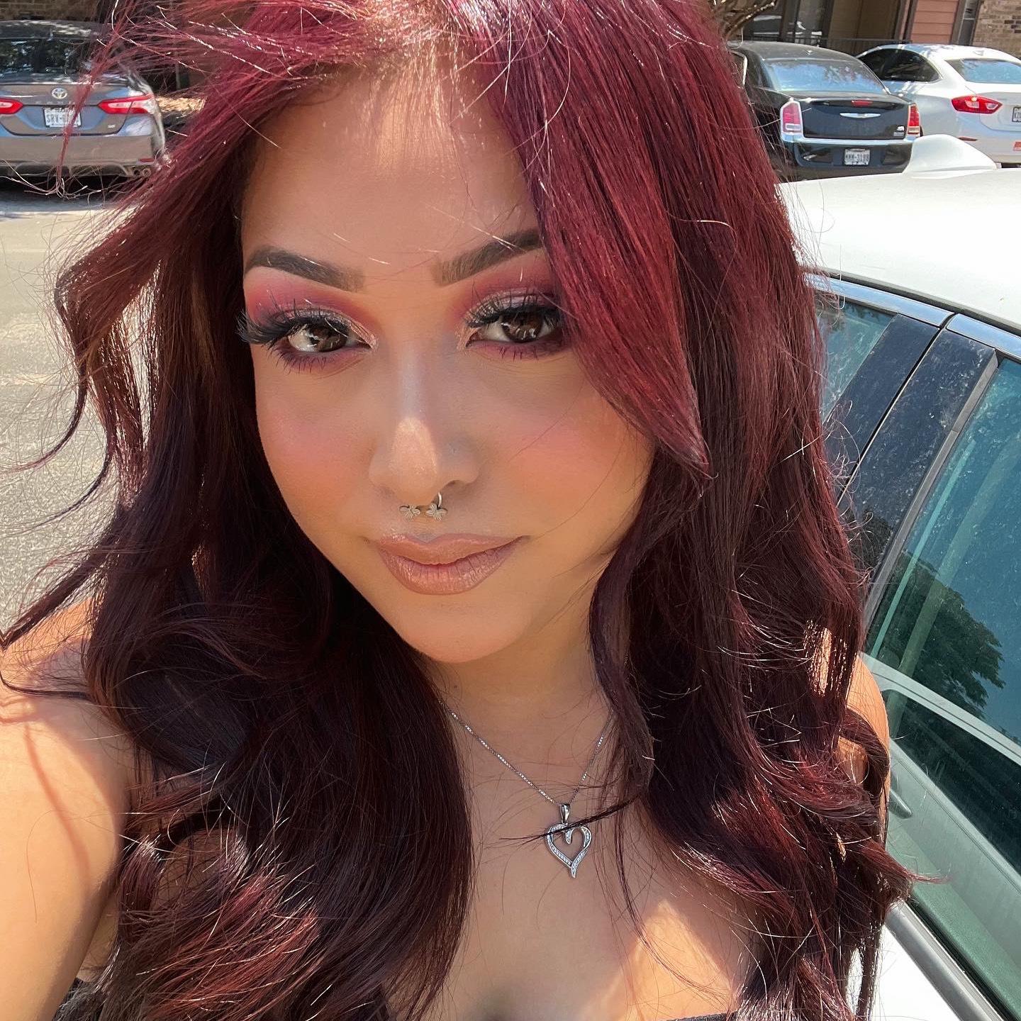 Mayra Velazquez