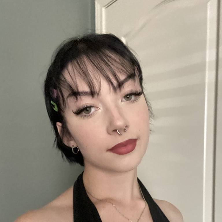 Gwenyth Leivas