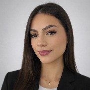 Kayla De Leon