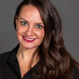 Stacy Huszczo Benaderet
