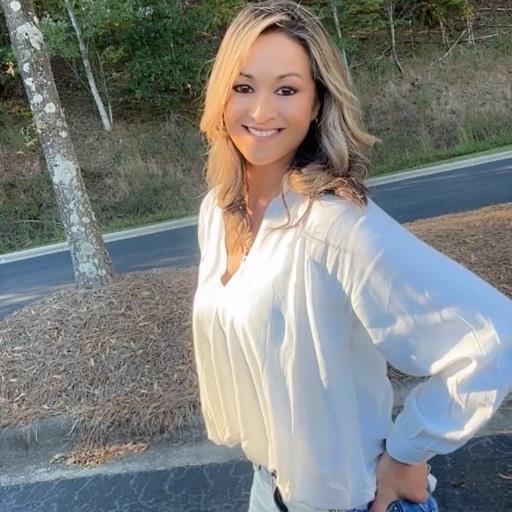 Maylee Necklaus