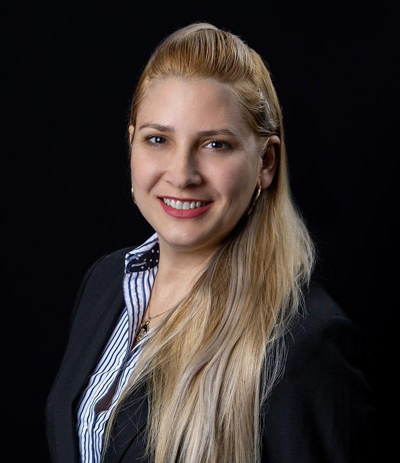 Elizabeth VEGA
