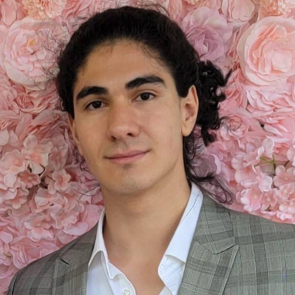 EFE NIKBAY