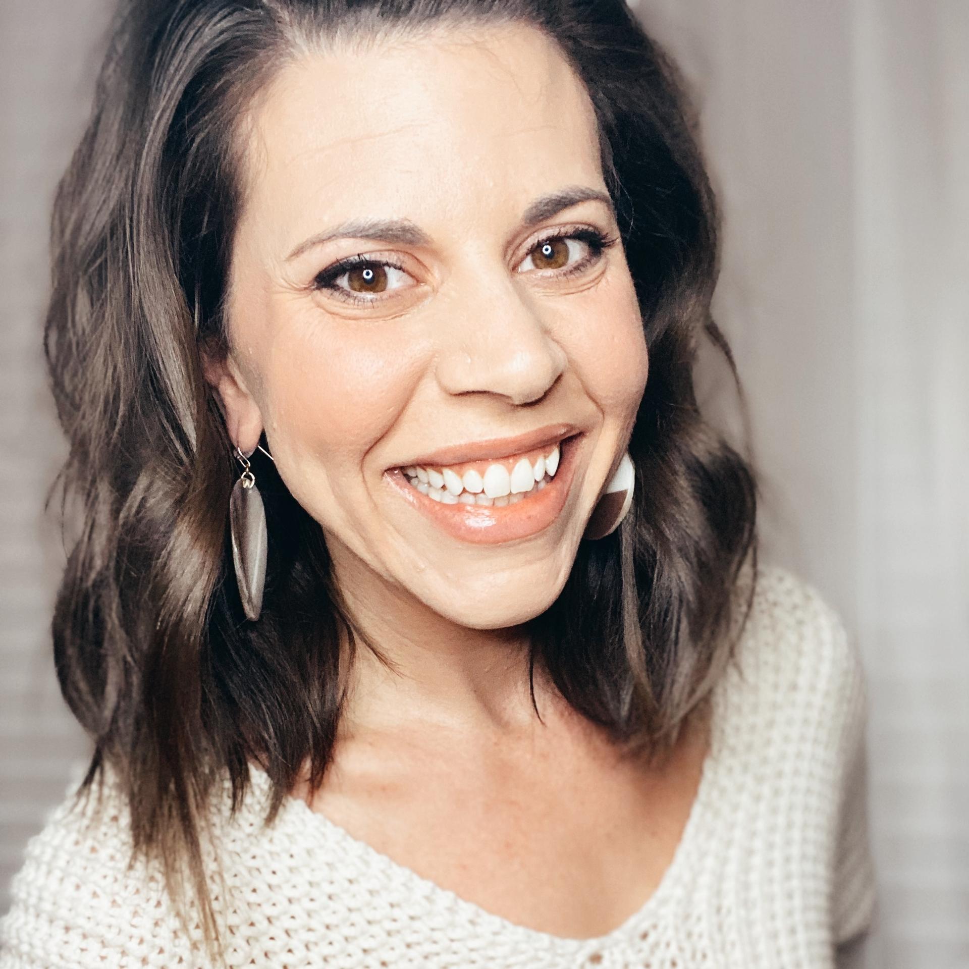 Julia Engle