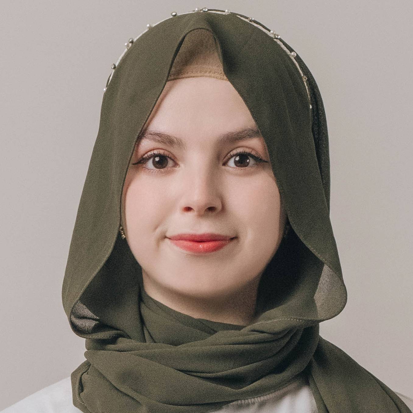 Lyna Benantar
