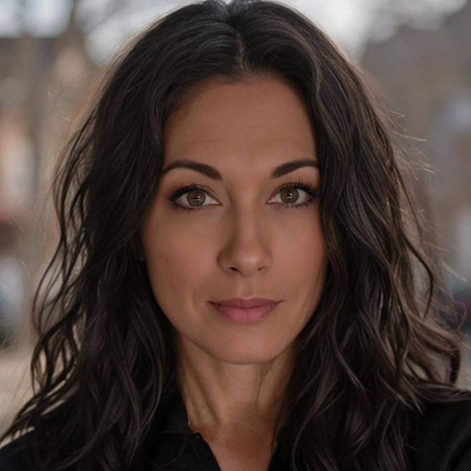 Julie Ewing