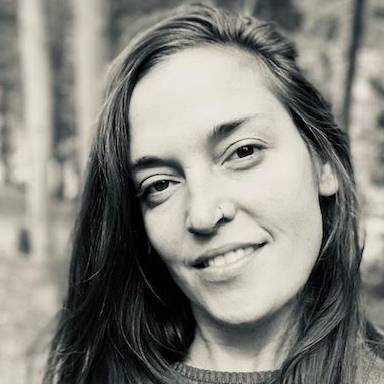 Adrea Doré