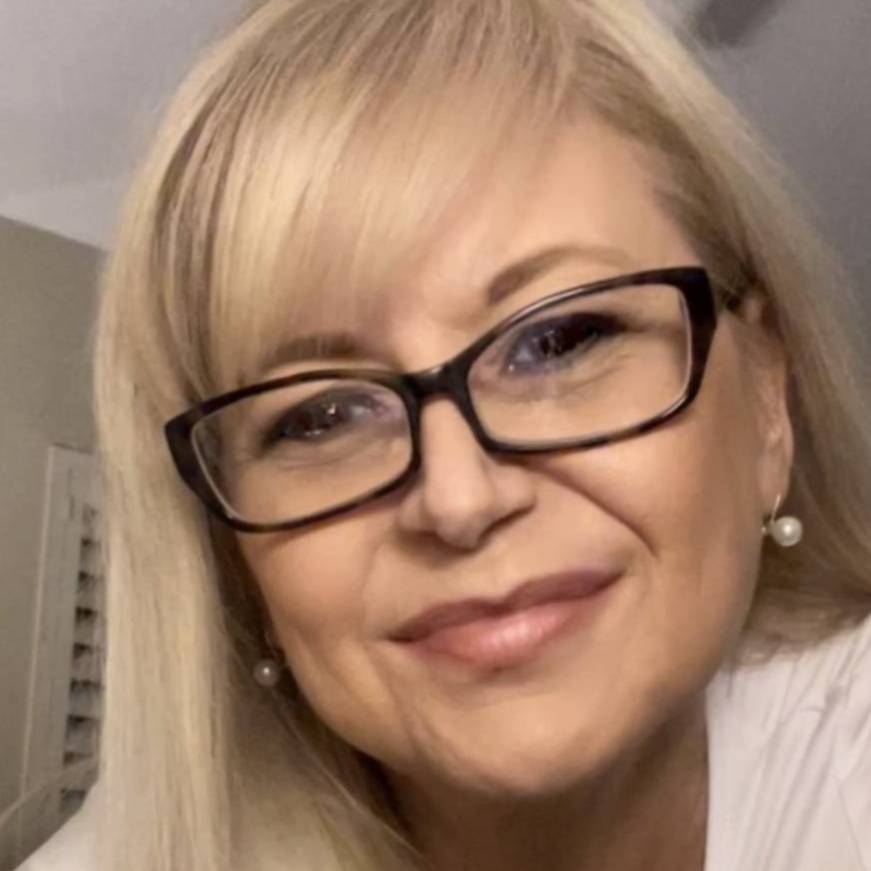Kelli Walker