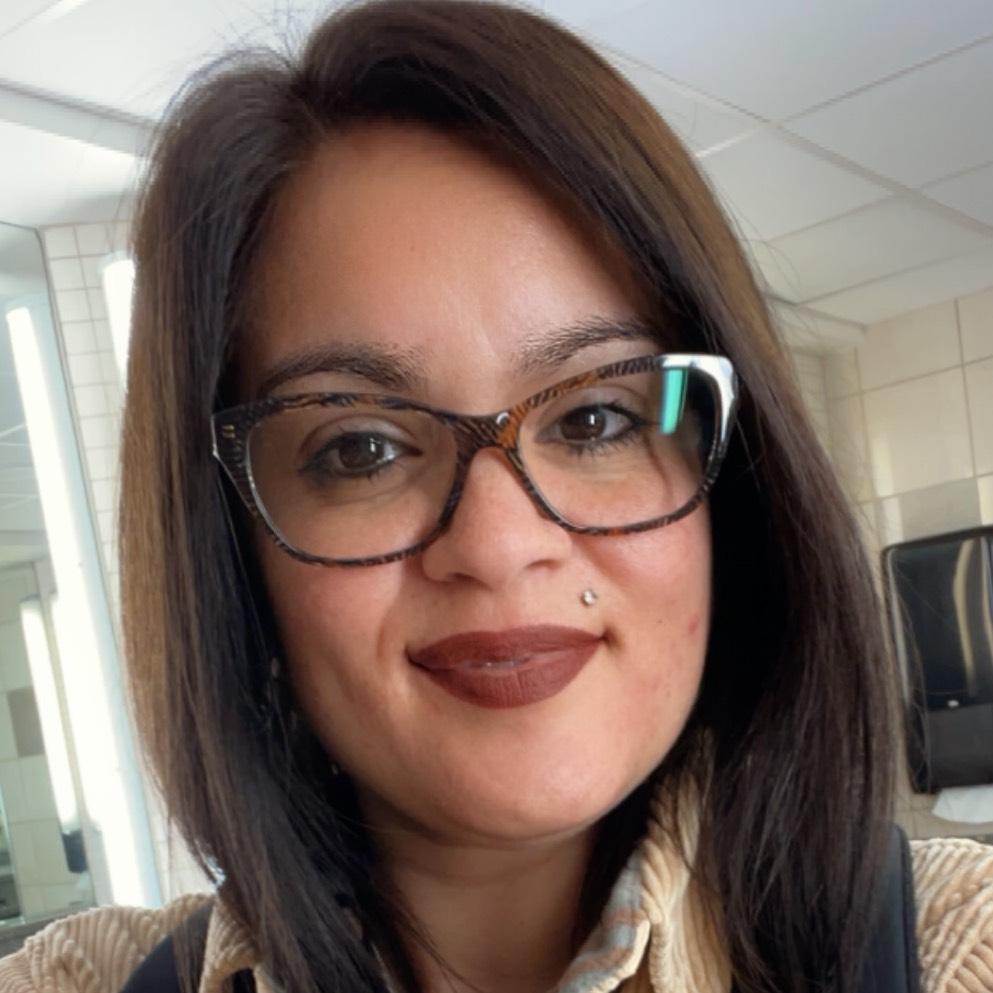 Leslie Toro